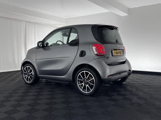 Smart Fortwo Aut. *PANO | FULL-LED | FULL-LEATHER | NAVI-FULLMAP | CAMERA | BRABUS-WHEELS | AMBIENT-LIGHT | AIRCO | PDC | CRUISE | DAB | CARPLAY | COMFORT-SEATS | 16''ALU* - afbeelding nr 4