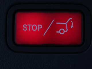 Mercedes-Benz C-Klasse Mercedes-Benz C-klasse 300e AMG Night | Adaptive cruise |  Stoelverwarming | Trekhaak | Carplay | Camera | Sfeerverlichting | Full LED - afbeelding nr 12
