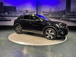 Volkswagen T-Roc Volkswagen T-ROC 1.5 TSI R-Line *Keyless*Appconnect*IQLight* - afbeelding nr 3