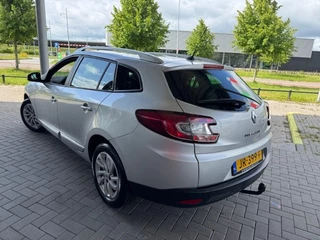 Renault Mégane Estate Renault Mégane Estate 1.2 TCe LIMITED EDITION + ECC/CRUISE/LMV/NAVI/PDC/TREKHAAK - afbeelding nr 2