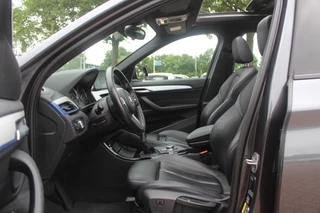 BMW X1 BMW X1 xDrive25e Executive Ed. M Sport / Trekhaak / Panoramadak / Camera / Head-up / Leder / 19'' / Navigatie / Stoelverwarming / DAB / Cruise Control - afbeelding nr 10