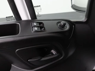 Iveco Daily | Airco | 3-Persoons | 750Kg Laadklep - afbeelding nr 9