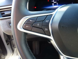 Renault Clio Renault Clio 1.6 E-Tech Hybrid 140 Luticia Intens Serie Limitee complete-auto - afbeelding nr 27