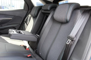 Peugeot 3008 Peugeot 3008 1.6 HYbrid 225 Allure | Navigatie | Led | Bluetooth | Camera | All-Season - afbeelding nr 37