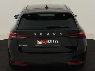 Škoda Octavia Škoda Octavia Combi 150PK AUTOMAAT ADAPTIVE | WINTERPACK | CAMERA | NAVI | KEYLESS! - afbeelding nr 4
