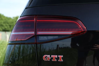 Volkswagen Golf Volkswagen Golf 7.5 GTI Performance / Vol Opties! / 245PK! / DSG / ACC / Pano / DynAudio / Virtual Cockpit / Navi / 19