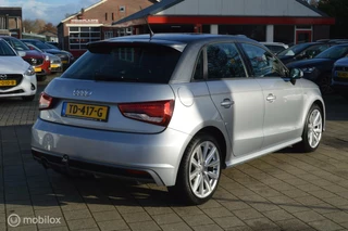 Audi A1 Sportback Audi A1 Sportback 1.0 TFSI 5drs AUTOMAAT  Advance S-Line | 42.000km !!! - afbeelding nr 2