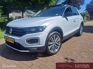 Volkswagen T-Roc Volkswagen T-Roc 1.5 TSI Sport - afbeelding nr 1