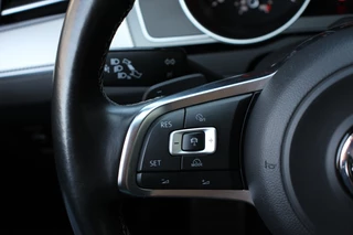 Volkswagen Passat Volkswagen Passat Variant 2.0 TSI 220PK Highline R-line | DYNAUIDIO | ACC | LEDER - afbeelding nr 16