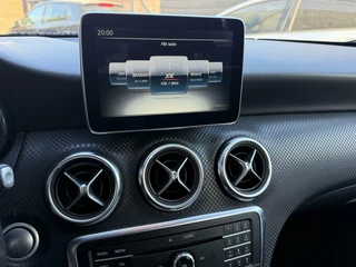 Mercedes-Benz A-Klasse Mercedes A-klasse 180 AMG Leer / Groot Scherm / Camera - afbeelding nr 13