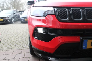 Jeep Compass Jeep Compass 4xe SUMMIT 240PK PHEV AUTOMAAT | NAVIGATIE 10,25 