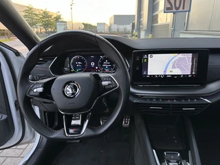 Škoda Octavia Škoda Octavia Combi 1.4 TSI RS iV 245pk FULL PANO ACC ECC CAMERA NAVI PDC - afbeelding nr 12