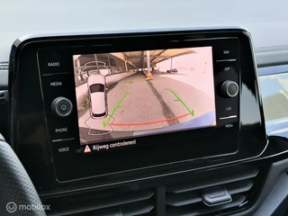 Volkswagen T-Roc Volkswagen T-Roc 2.0 TSI R 4Motion | Pano | Camera| CarPlay - afbeelding nr 32