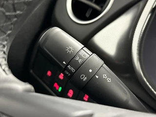Suzuki Vitara Suzuki Vitara 1.4 Boosterjet Style Smart Hybrid | Navigatie | Lederen Bekleding | Adaptieve Cruise Control - afbeelding nr 24