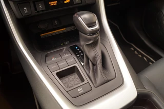Toyota RAV4 Toyota RAV4 2.5 Hybrid Black Edition -PANO-ECC-LED-TREKHAAK- - afbeelding nr 21