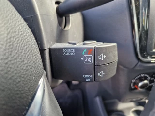 Dacia Lodgy Dacia Lodgy 1.3 TCE 130pk STEPWAY 7-PERS. Airco Navi bluetooth Cruise Camera erg mooi!! - afbeelding nr 28