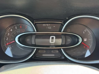 Renault Clio Renault Clio 0.9 TCe Limited 2e Eigenaar,Navi,Airco,Cruise,LM Velgen,PDC Achter,Dealer Onderhouden,N.A.P,APK Tot 01-2026 - afbeelding nr 13
