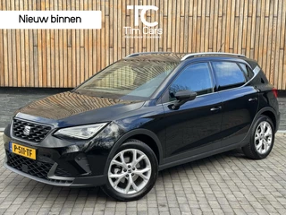 SEAT Arona Seat Arona 1.0 TSI FR Automaat | Apple CarPlay | Achteruitrijcamera | Full-LED | Cruise control adaptief | Lane assist | Half leer/alcantara | Digitale cockpit | Parkeersensoren voor en achter - afbeelding nr 1