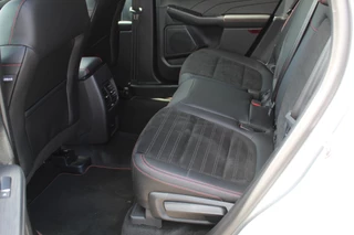 Ford Kuga Ford Kuga 2.5-225pk PHEV ST-Line X. 1500kg Trekgewicht Fabr. garantie t/m 04-03-2028 ! Slechts 13.000km ! Autm. airco dual, side- en lane assist, camera v+a, parkeersensoren, elektr. achterklep, stoel-, stuur- en voorraamverw., metallic lak, head-up displ., B&O soundsyst., adapt. cruise cntrl etc - afbeelding nr 34