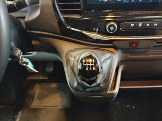 Ford Transit Ford Transit 310 2.0 TDCI L2H2 Trend 130pk | 12 inch SYNC 4 | Draadloos Apple Carplay/Android auto | Achteruitrijcamera incl. Downlighter | Digitale Cockpit - afbeelding nr 10