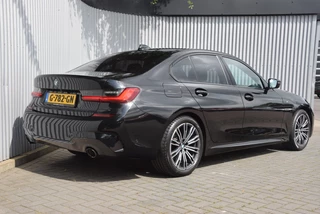 BMW 3 Serie BMW 3 Serie 320i M-Sport High Executive Leer/LED/Navi/Camera - afbeelding nr 4