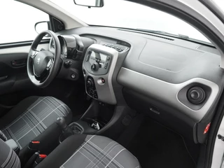 Peugeot 108 Peugeot 108 1.0 e-VTi Active - afbeelding nr 31