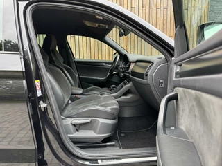 Škoda Kodiaq Skoda Kodiaq 1.5 TSI Sportline Automaat | Trekhaak uitklapbaar | Navigatiesysteem | Stoelverwarming | Stuurverwarming | Getint glas | Cruise control | 20 inch lichtmetalen velgen | Achteruitrijcamera | Parkeersensoren voor en achter - afbeelding nr 45