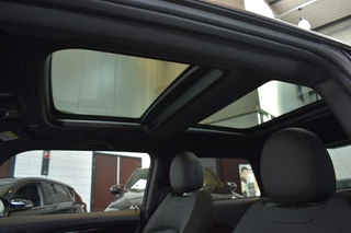 MINI Electric MINI Electric Mini Resolute edition 33 kWh Pano automaat resolute edition 135kw 1e eigenaar n.a.p. Pano / Leder / Harman Kardon / Head Up / Camera / Keyless - afbeelding nr 6
