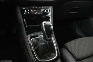 Opel Astra Opel Astra 1.4 Turbo Innovation | Stoel & stuurverwarming | Camera | Carplay | Matrix LED | Trekhaak | Comfortstoelen | Keyless | Navigatie - afbeelding nr 8