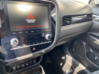 Mitsubishi Outlander Mitsubishi Outlander 2.4 PHEV Intense+ - afbeelding nr 19
