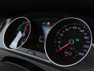 Volkswagen Golf Volkswagen Golf TSI GTE 204PK DSG / RNS / R-line / LED *NAP* - afbeelding nr 17
