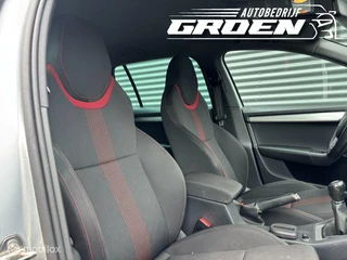 Škoda Octavia Skoda Octavia Combi 1.0 TSI Greentech Sport Business - afbeelding nr 25