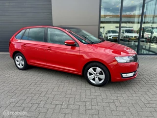Škoda Rapid Skoda Rapid 1.2 TSI Greentech JOY Pano/stoelv/navi - afbeelding nr 4