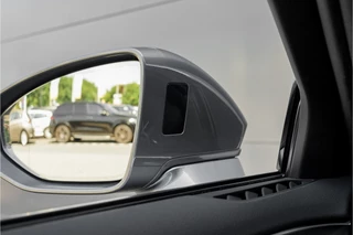 Audi A8 Audi A8 55 TFSI Quattro ProLine Plus B&O Matrix Schuifdak 4Wielsturing 20