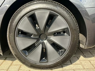 Tesla Model 3 Tesla Model 3 NIEUWSTE MODEL!! PANO+AUTOPILOT+LAGE KM STAND - afbeelding nr 8