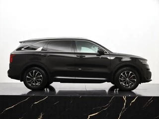 Kia Sorento Kia Sorento 1.6 T-GDI Plug-in Hybrid 4WD Edition 7-persoons - Navigatie - Lederen bekleding - Stoelverwarming - Trekhaak - Fabrieksgarantie tot 10-2028 - afbeelding nr 10
