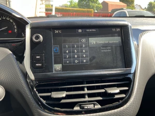 Peugeot 208 Peugeot 208 1.2 PureTech Allure 110 pk | dealer onderhouden | navigatie | trekhaak | climate | apple carplay | parkeersens. - afbeelding nr 27