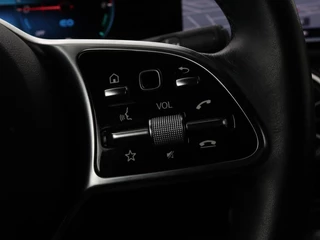 Mercedes-Benz A-Klasse Mercedes-Benz A-klasse 250e Business Solution Luxury | Leder | Stoelverwarming | Trekhaak | Camera | Navigatie | Full LED | Park Assist | Climate control | Widescreen - afbeelding nr 19