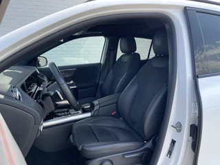Mercedes-Benz GLA Mercedes-Benz GLA 200 Business Solution AMG | Pano | Ambient Light | MBUX | Camera | LED | DAB+ - afbeelding nr 27