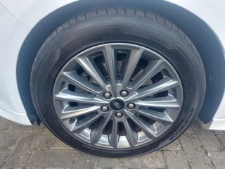 Ford Focus Ford Focus 1.5 Titanium airco,cruise,navigatie,stoel/stuurverwarming,parkeersensoren, - afbeelding nr 24