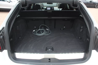 BMW 5 Serie BMW 5 Serie Touring 530e Business Ed. M Sport / Trekhaak / Panoramadak / Head-up / 19'' / Laser LED / Sfeerverlichting / Leder / Safety-pack / Stuurverwarming / Cruise Control - afbeelding nr 16