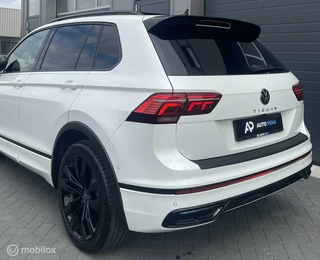 Volkswagen Tiguan Volkswagen Tiguan 1.5 TSI DSG 3xR-Line 150PK/PANO - afbeelding nr 16