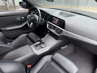 BMW 3 Serie BMW 3 Serie 320i M-Sport,1e Eig,Half Leer,LED,Carplay,Dealer OH,Lane Ass., - afbeelding nr 28