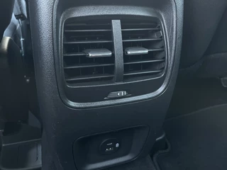 Ford Kuga Plug-in Hybrid | Navigatie | Stoelverwarming - afbeelding nr 15