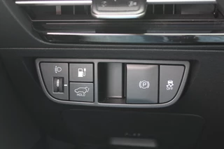 Kia EV6 Kia EV6 Plus AWD 77.4 kWh / SoH 100% / Trekhaak / Camera / Keyless / ACC / Leder / Navigatie / 19'' / Stoelventilatie / Dodehoek / DAB / Warmtepomp / Premium audio - afbeelding nr 31
