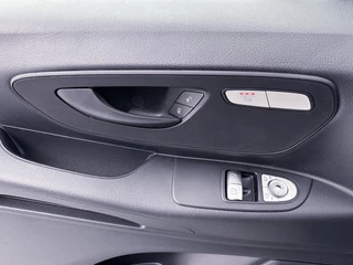 Mercedes-Benz Vito Mercedes-Benz Vito Vito 116 Lang Trekhaak LED Achteruitrijcamera Betimmering Cruise Control - afbeelding nr 27