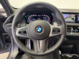BMW 1 Serie BMW 1 Serie M135I X-Drive High Executive 306pk Kuipstoel Hud Incl 12Mnd Garantie - afbeelding nr 20