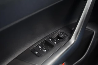 Volkswagen Polo Volkswagen Polo 1.0 TSI 95pk Comfortline  Navi Airco ACC DAB+ CarPlay NL-Auto NAP! - afbeelding nr 18