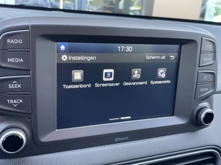 Hyundai Kona Hyundai Kona 1.0T Comfort | Navigatie via Apple Car Play | Achteruitrij camera | 18