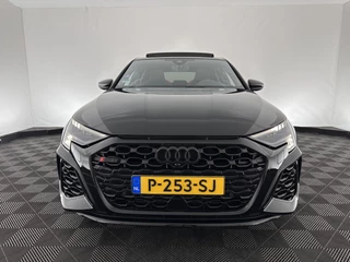 Audi RS3 Audi RS3 Sportback 2.5 TFSI quattro Aut. *PANO | HEAD-UP | MATRIX-LED | FULL-LED | ADAPTIVE-CRUISE | BLIND-SPOT | MEMORY-PACK | KEYLESS | SPORT-SEATS | CAMERA | DIGI-COCKPIT | AMBIENT-LIGHT | 19''ALU* - afbeelding nr 2